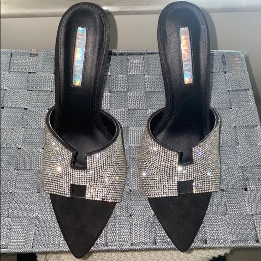 Sparkling stilettos heels